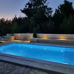 Torovi - Pool Oasis 아파트 *