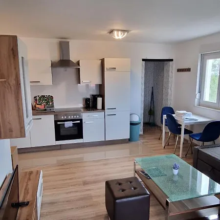 Apartmán Torovi - Pool Oasis