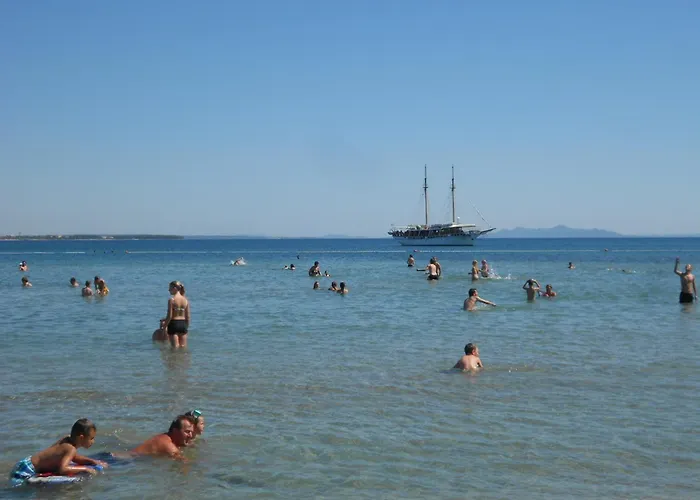 Torovi - Pool Oasis *