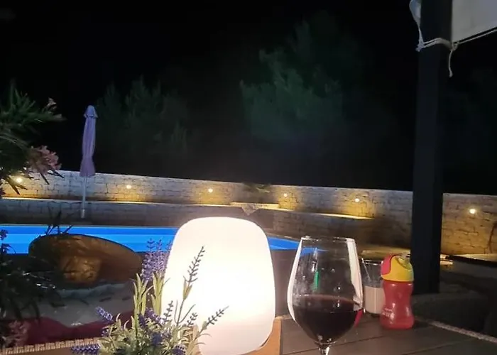 Torovi - Pool Oasis 公寓